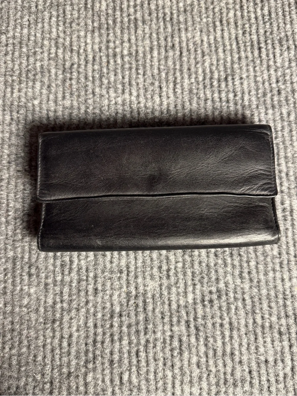 VINTAGE Genuine Black Leather Flap Tri-Fold Continental Wallet
